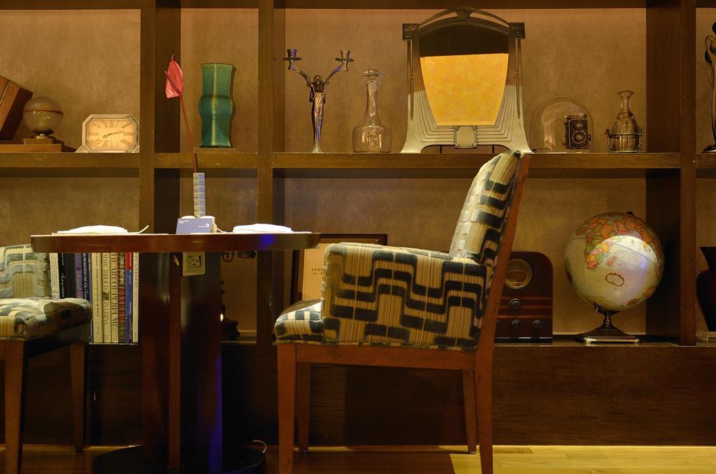 Les Suites Taipei - Da An Bagian luar foto