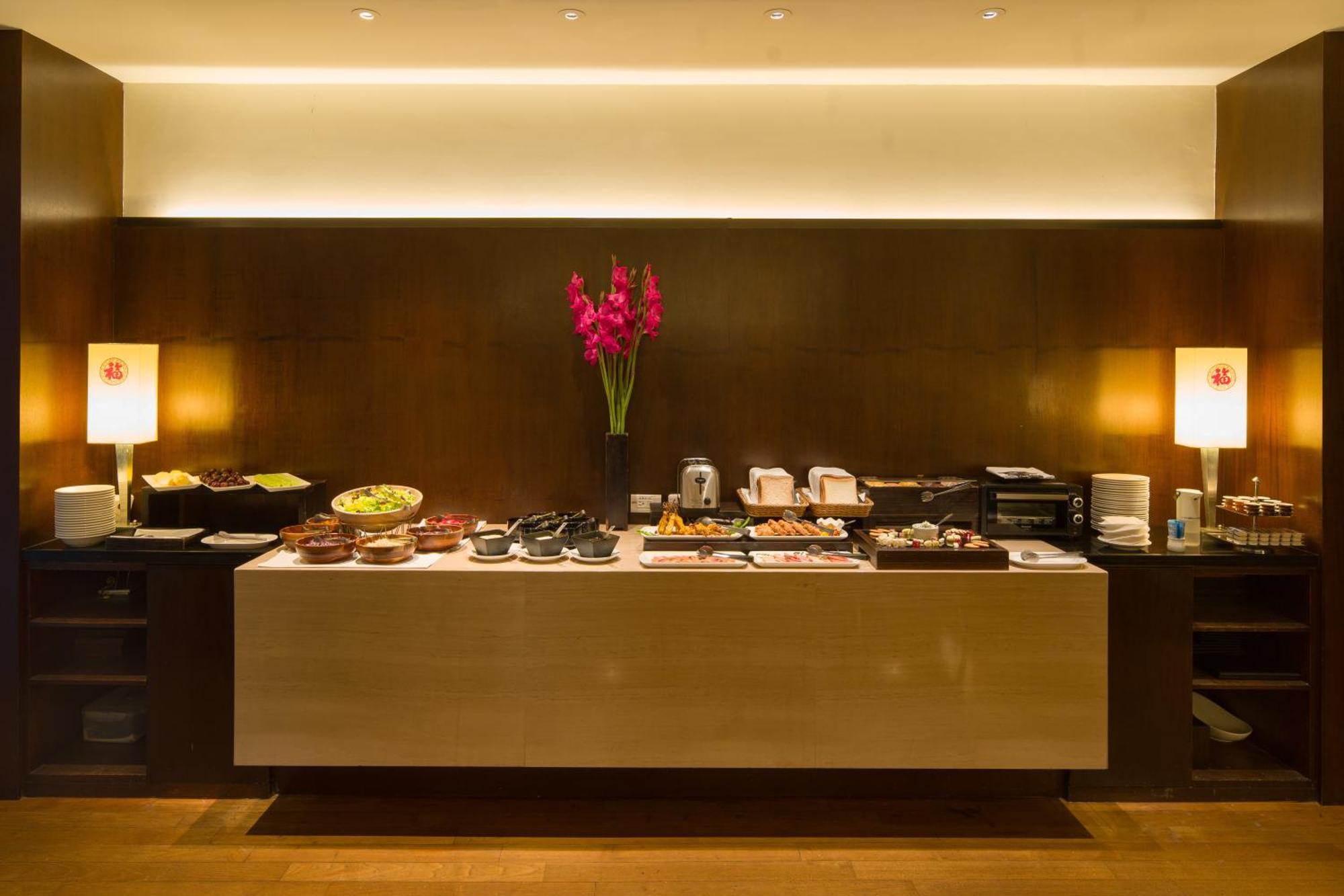 Les Suites Taipei - Da An Bagian luar foto