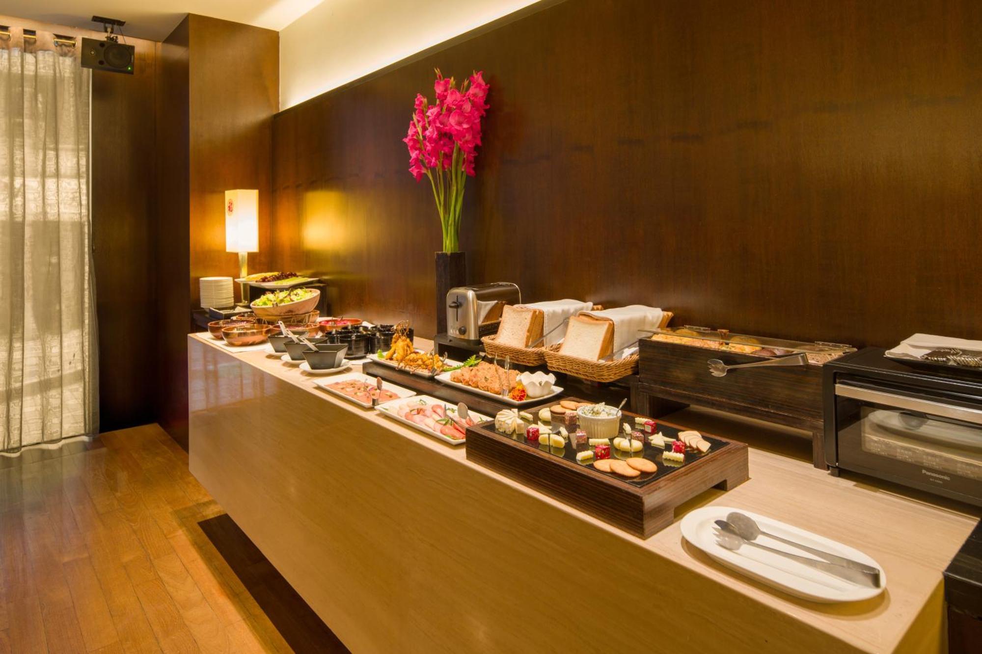 Les Suites Taipei - Da An Bagian luar foto
