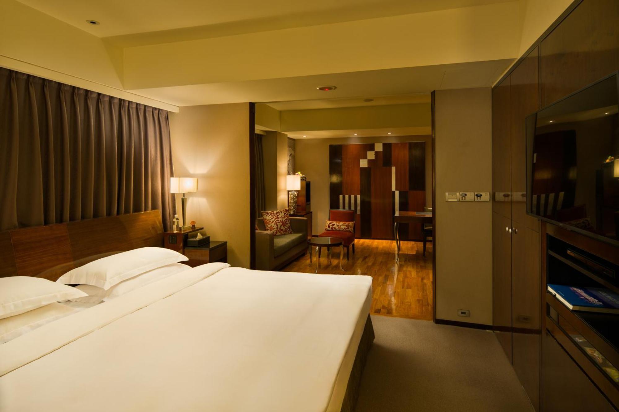 Les Suites Taipei - Da An Bagian luar foto