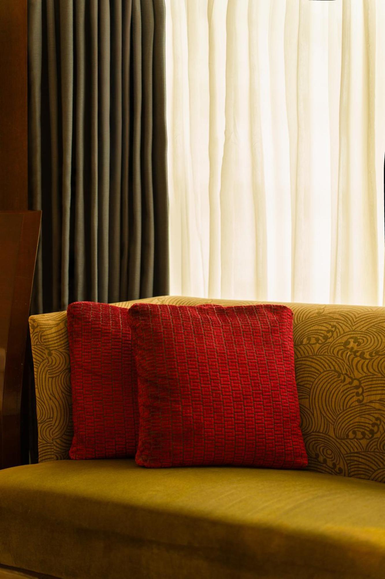 Les Suites Taipei - Da An Bagian luar foto