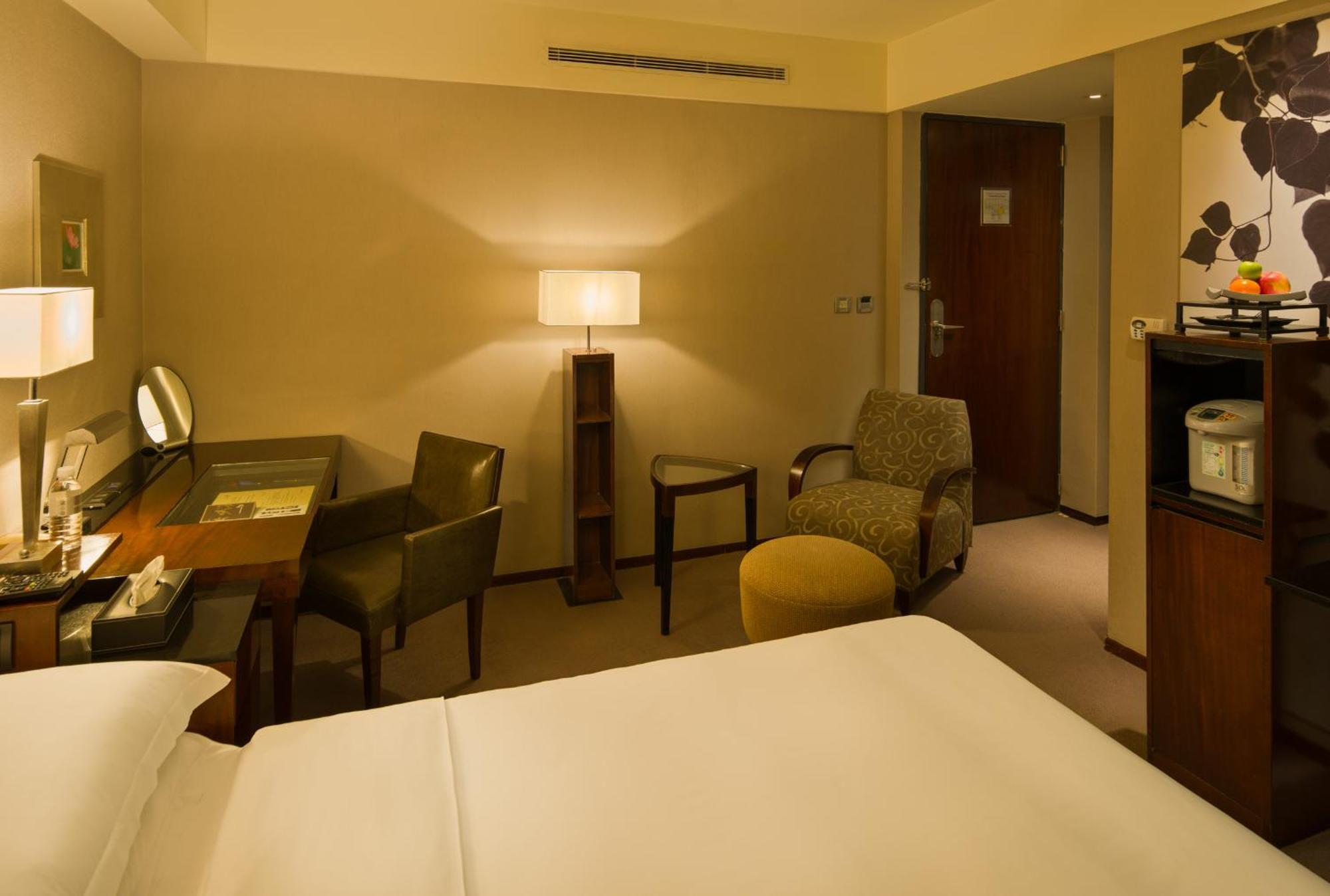 Les Suites Taipei - Da An Bagian luar foto