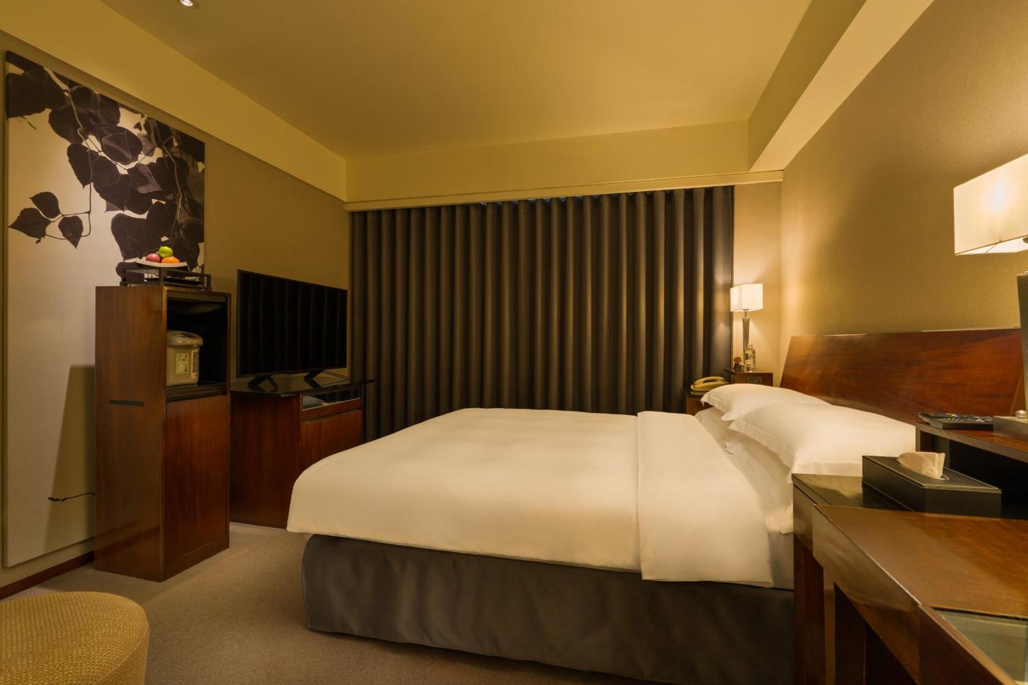 Les Suites Taipei - Da An Bagian luar foto