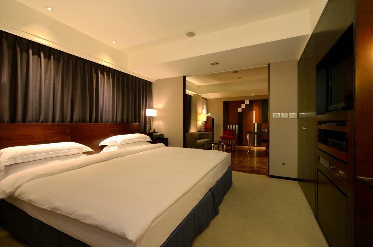 Les Suites Taipei - Da An Bagian luar foto