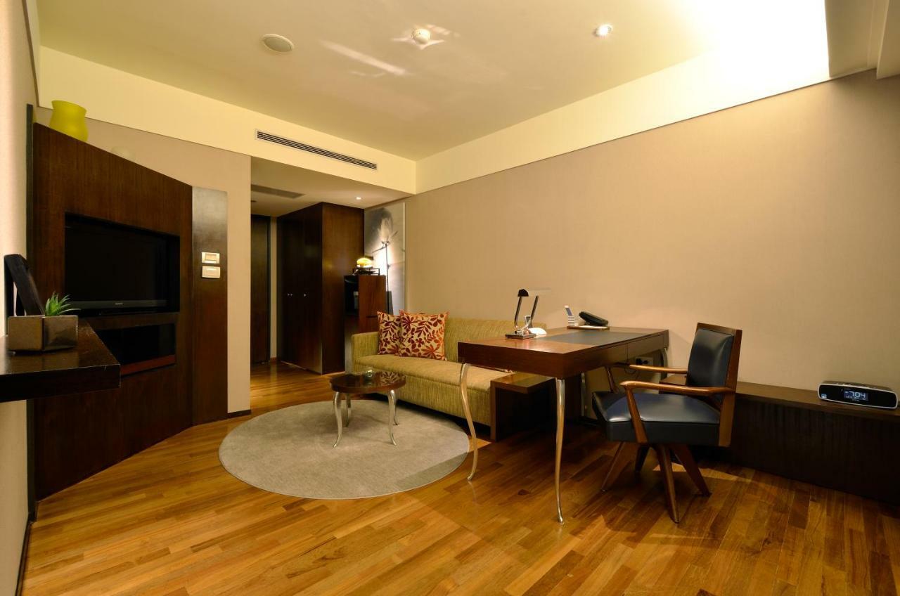 Les Suites Taipei - Da An Bagian luar foto